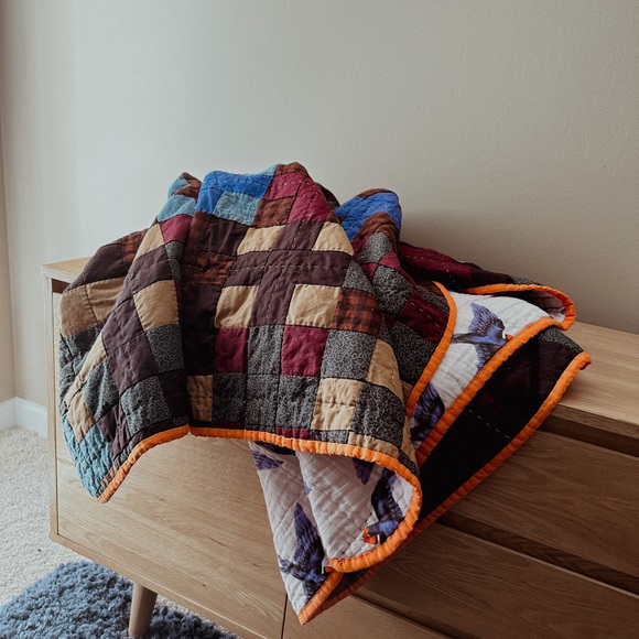 NEW 100% Hand Sewn Quilt - Picture 3 of 7